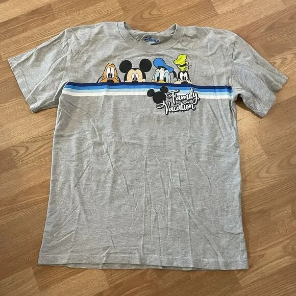 DISNEY FAMILY VACATION GRAY SHORT SLEEVE T-SHIRT SIZE LARGE - Picture 2 of 7